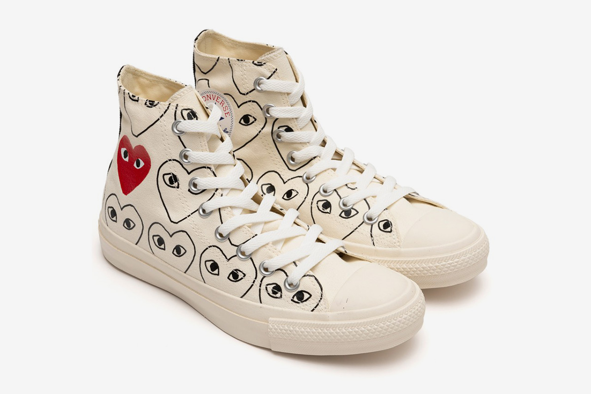 cdg converse hearts all over